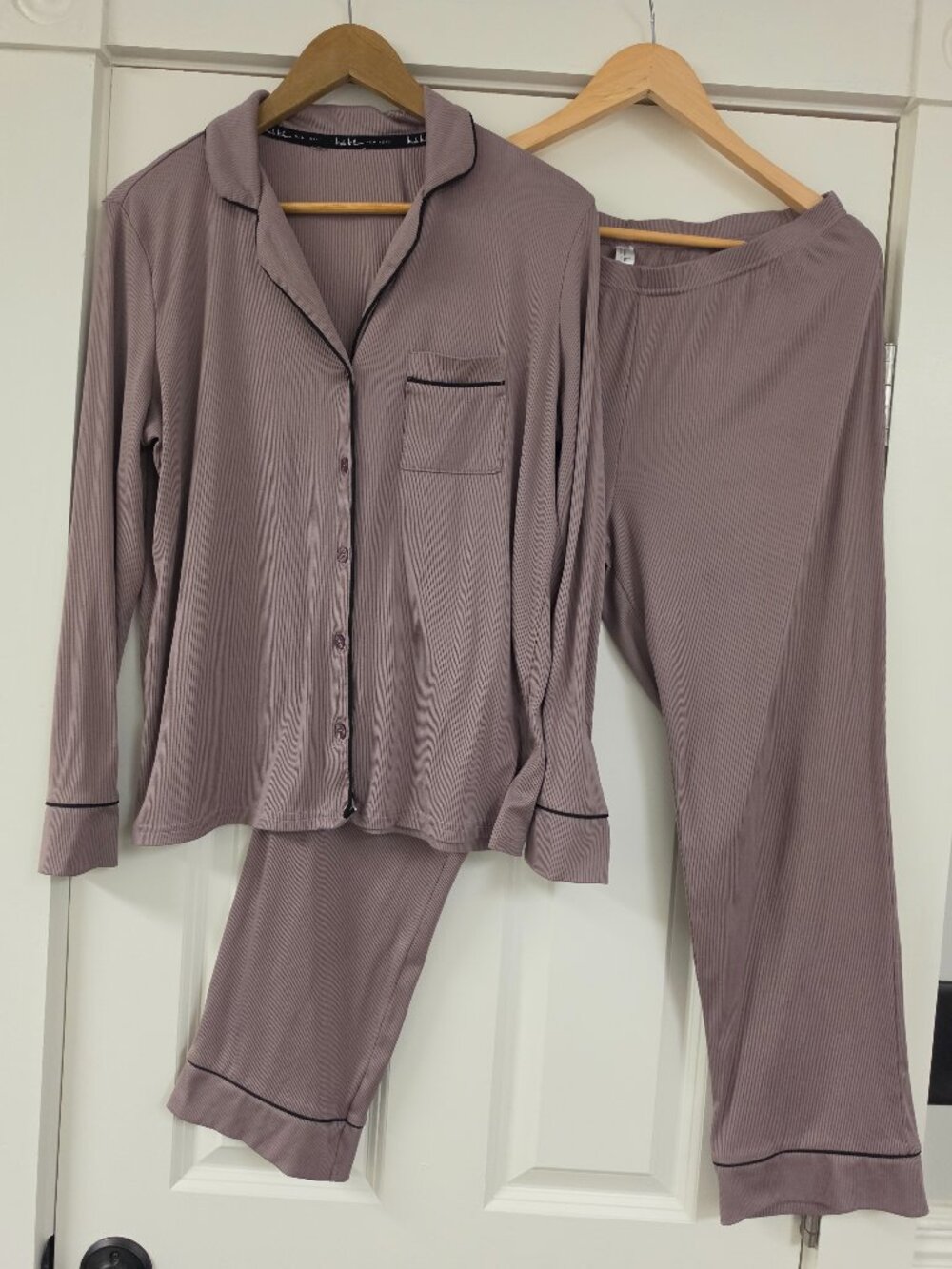 Nicole Miller Women's Ribbed Pajama Set Stretch soft fabric